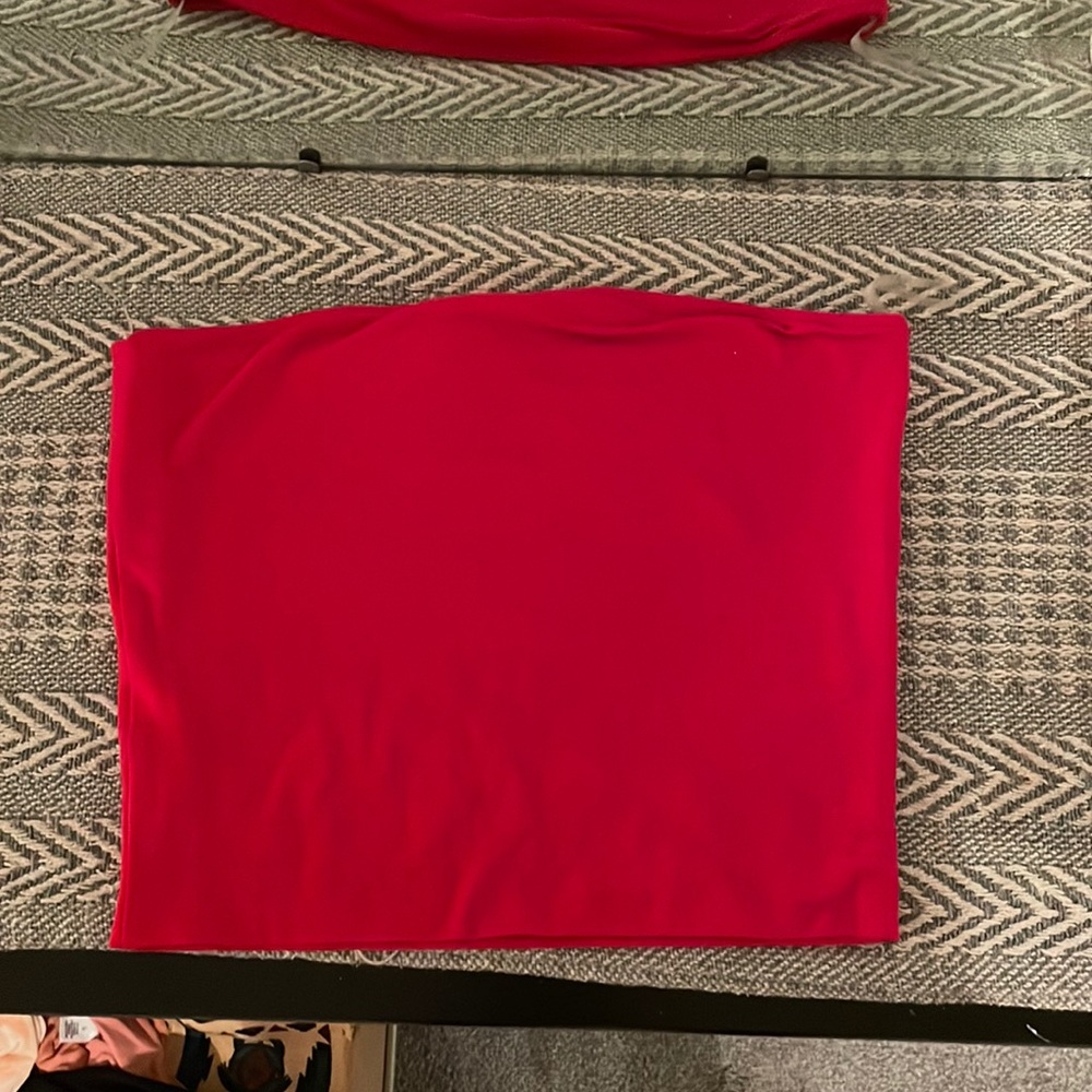 Tilly’s RED TUBE TOP